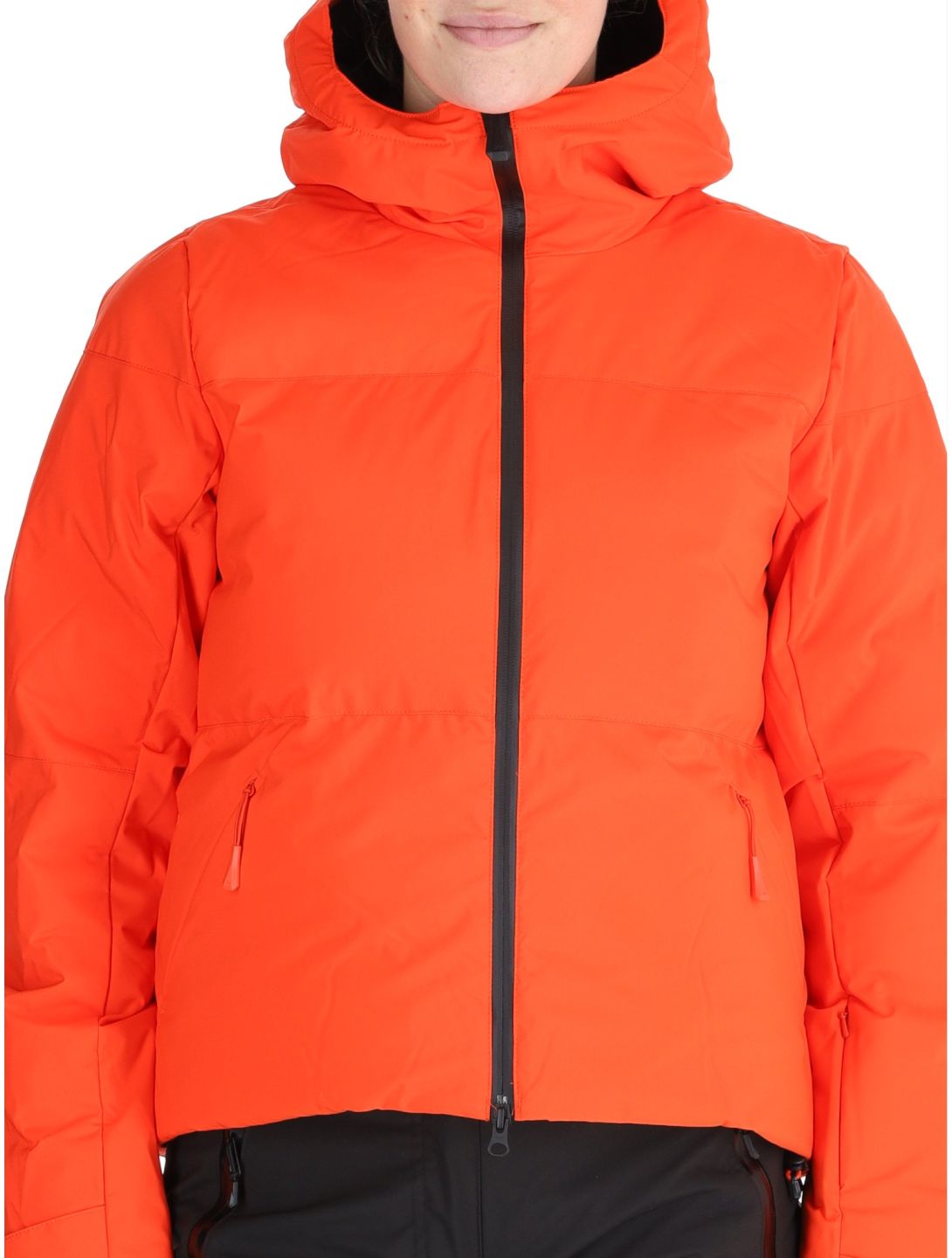 Helly Hansen, W Nora Short Puffy chaqueta de esquí mujeres Cherry Tomato naranja 