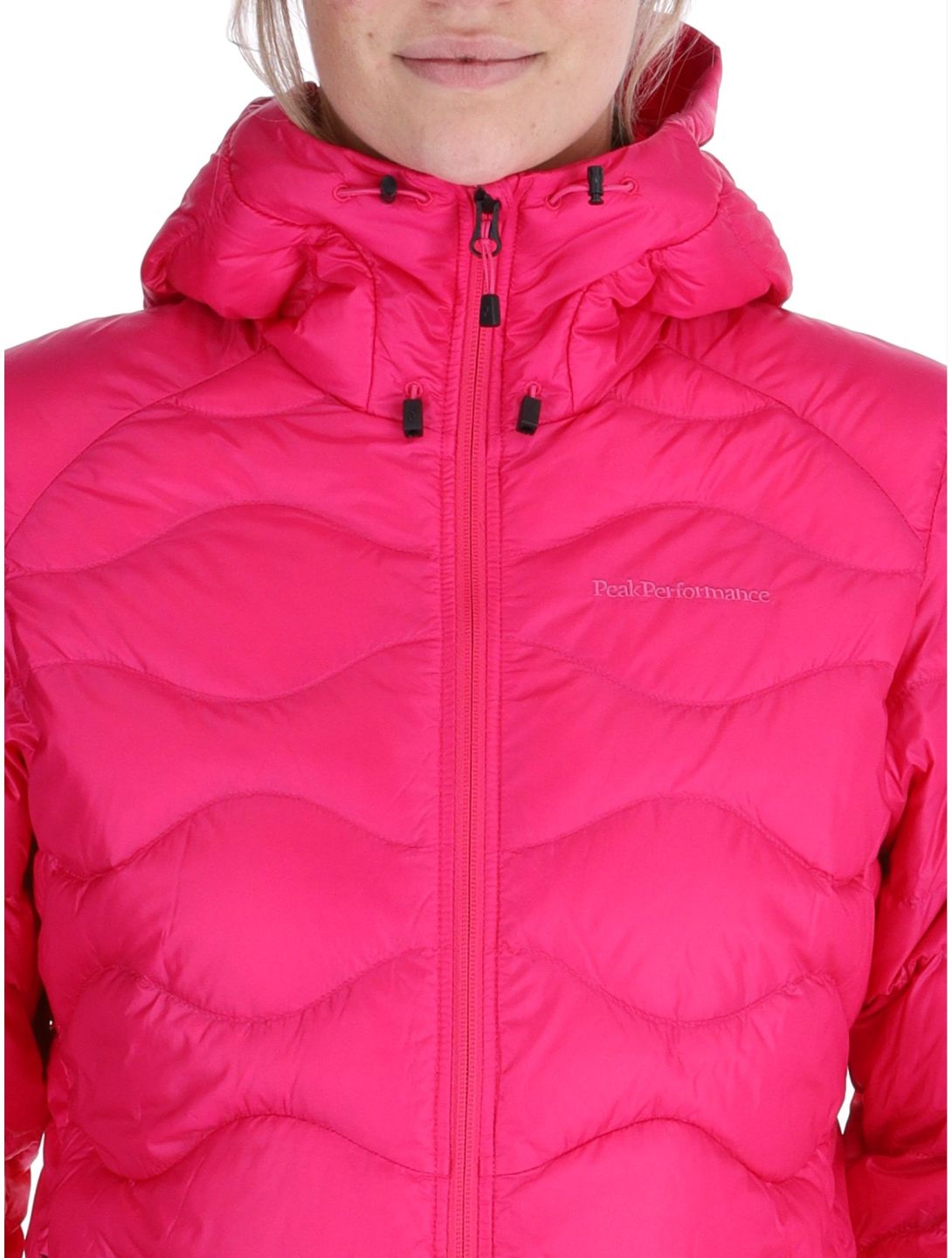 Peak Performance, W Helium Down Hood chaqueta de plumas mujeres Beetroot Purple púrpura 